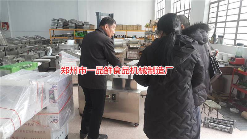 北京王先生開連鎖飯店購買一品鮮飯店成型機